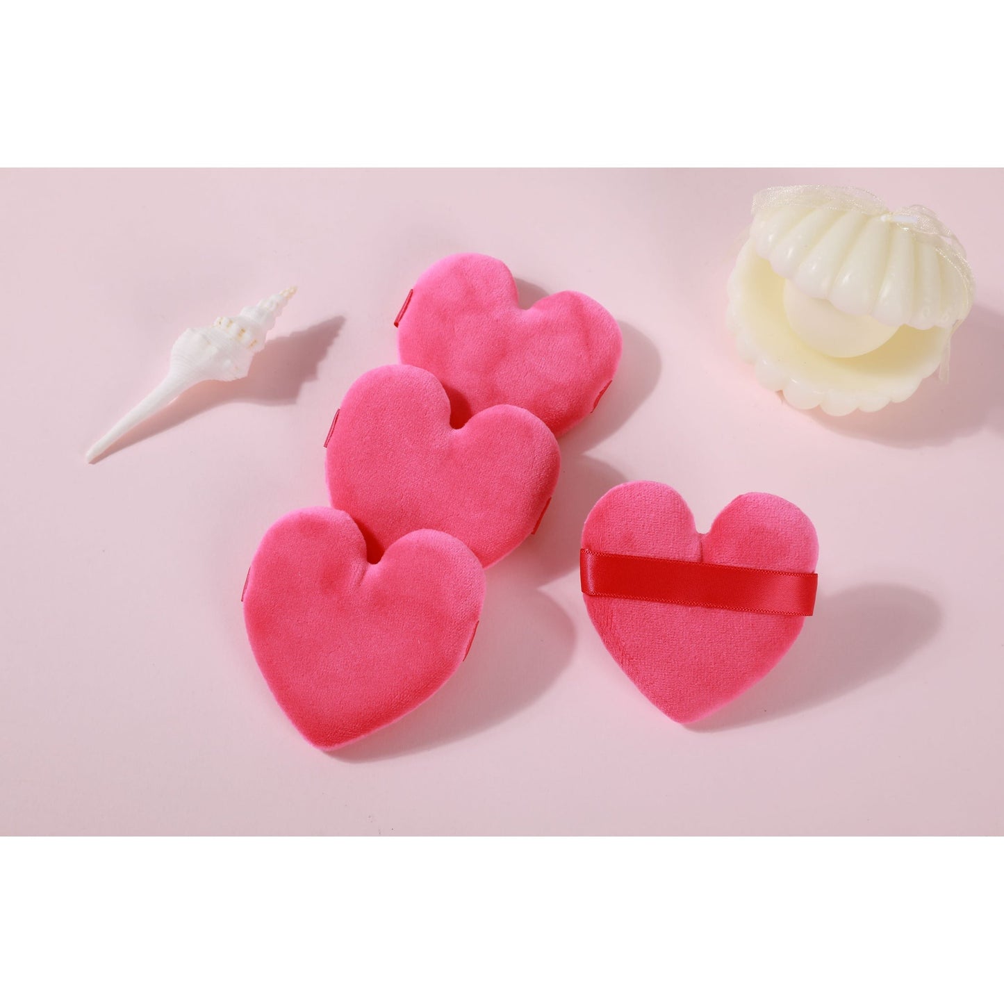 Set de borlas cosméticas con forma de corazón