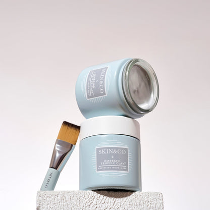 The Umbrian Clay Mask