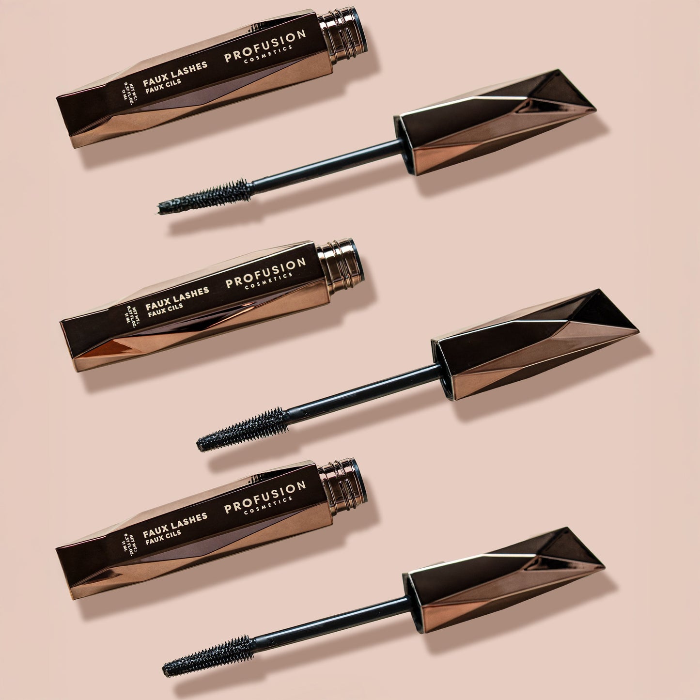Faux Lashes | Lengthening & Volumizing Mascara