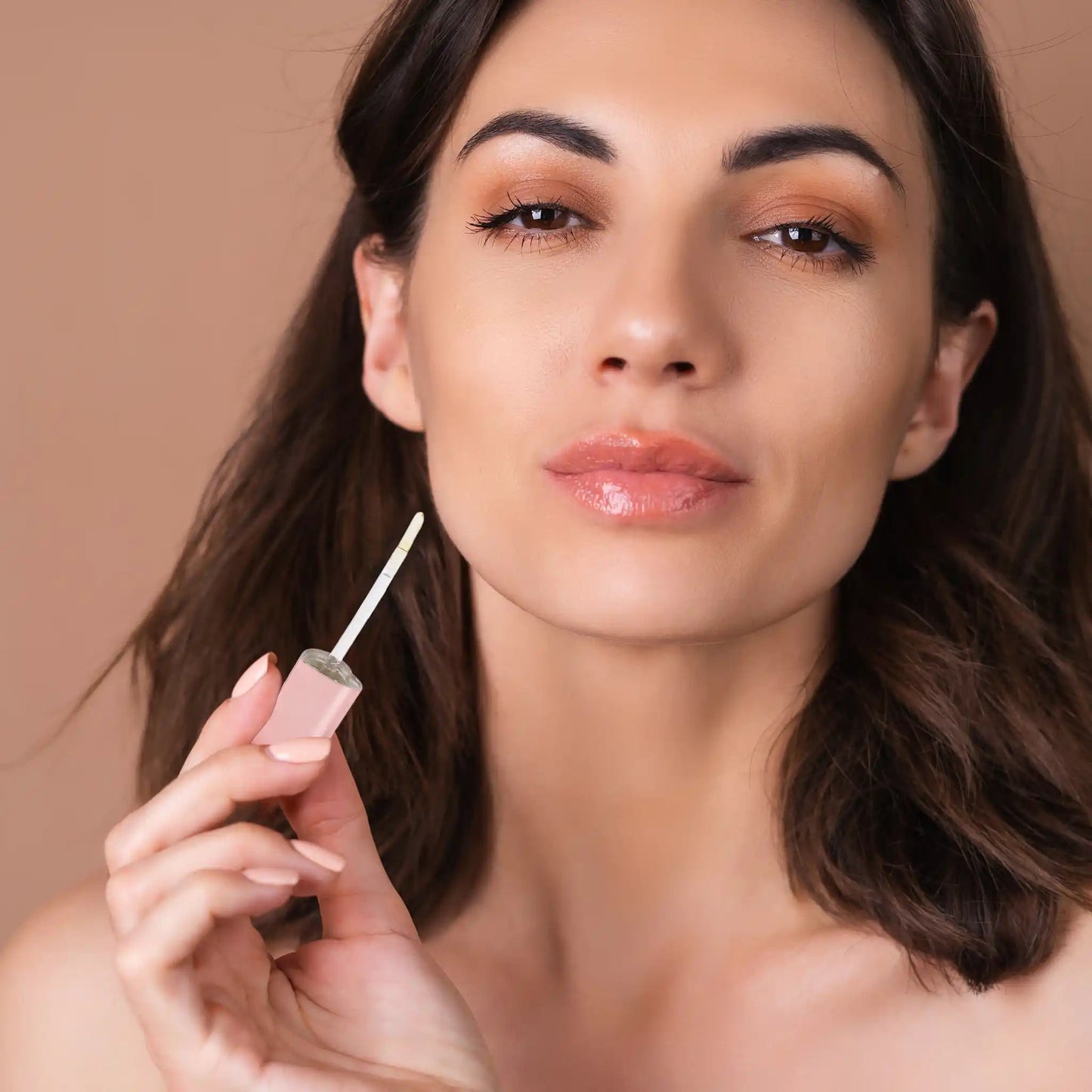 24K Gold Lip Gloss | Daily Health & Beauty