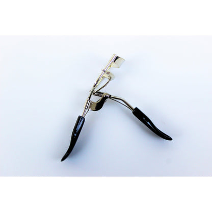 EYELASH CURLER