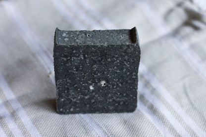 SOLIDSILK® ONYX - Facial Cleansing Bar - No Tox Life® - Unpackaged
