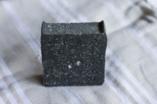 SOLIDSILK® ONYX - Facial Cleansing Bar - No Tox Life® - Unpackaged