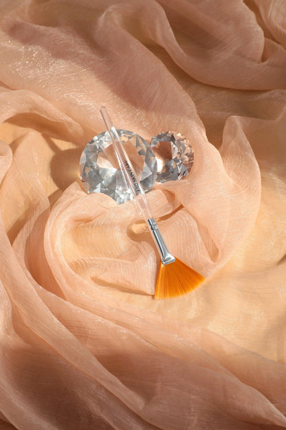 Fan Mask Brush with Synthetic Bristles & Acrylic Handle