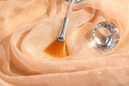 Fan Mask Brush with Synthetic Bristles & Acrylic Handle
