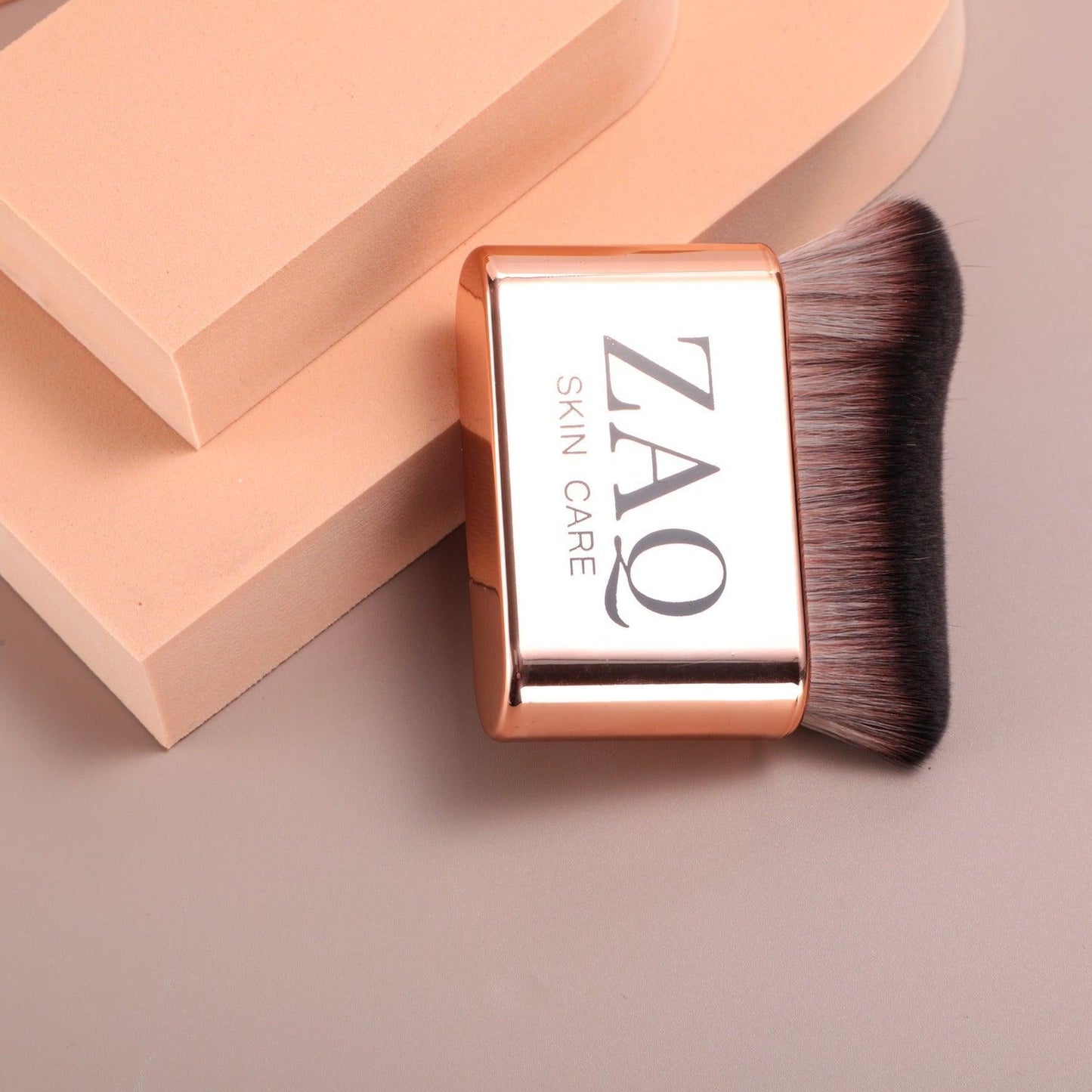Blending Liquid Foundation Kabuki Brush