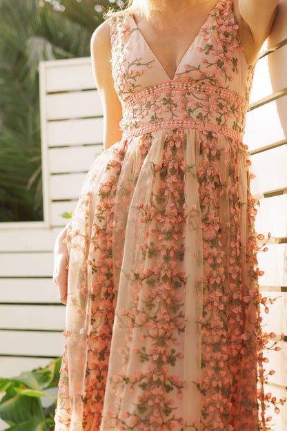Embroidered Floral Lace Maxi Dress