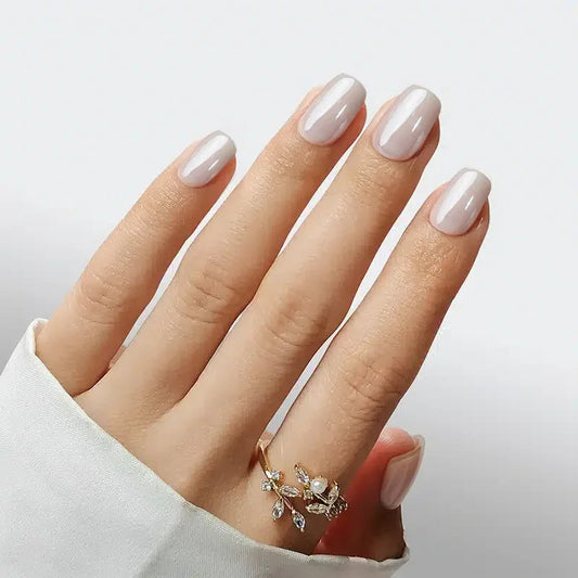 Uñas cuadradas cortas clásicas en blanco perla - Uñas postizas | Duraderas y reutilizables