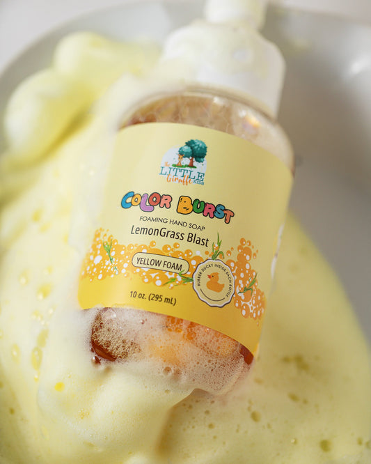 Savon moussant pour les mains non toxique et coloré pour enfants. Mousse jaune. Parfum citronnelle.