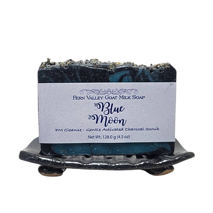 Jabón natural de leche de cabra | Exfoliante de carbón | Limpieza nocturna Blue Moon