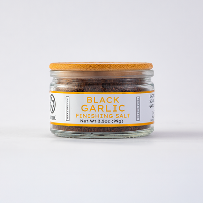 Sal de acabado de ajo negro