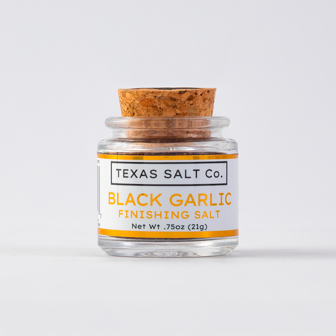 Sal de acabado de ajo negro