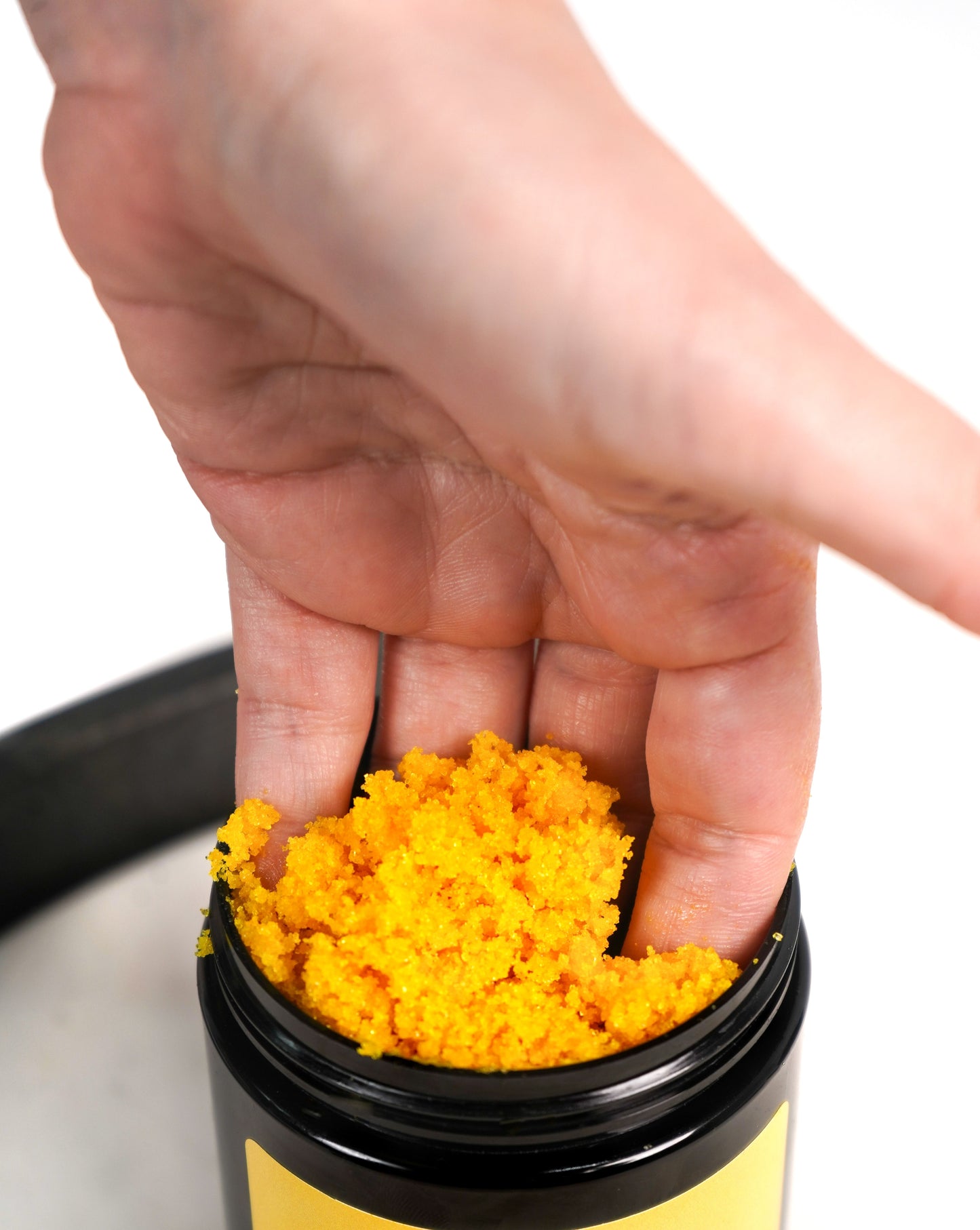 Exfoliante de azúcar con cúrcuma y miel de mānuka - aroma icónico a resplandor solar