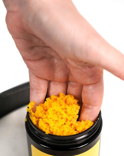 Exfoliante de azúcar con cúrcuma y miel de mānuka - aroma icónico a resplandor solar