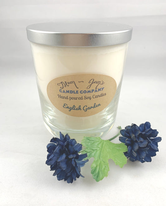 English Garden Soy Candle – Elegant Floral Scent | Mam Jam’s