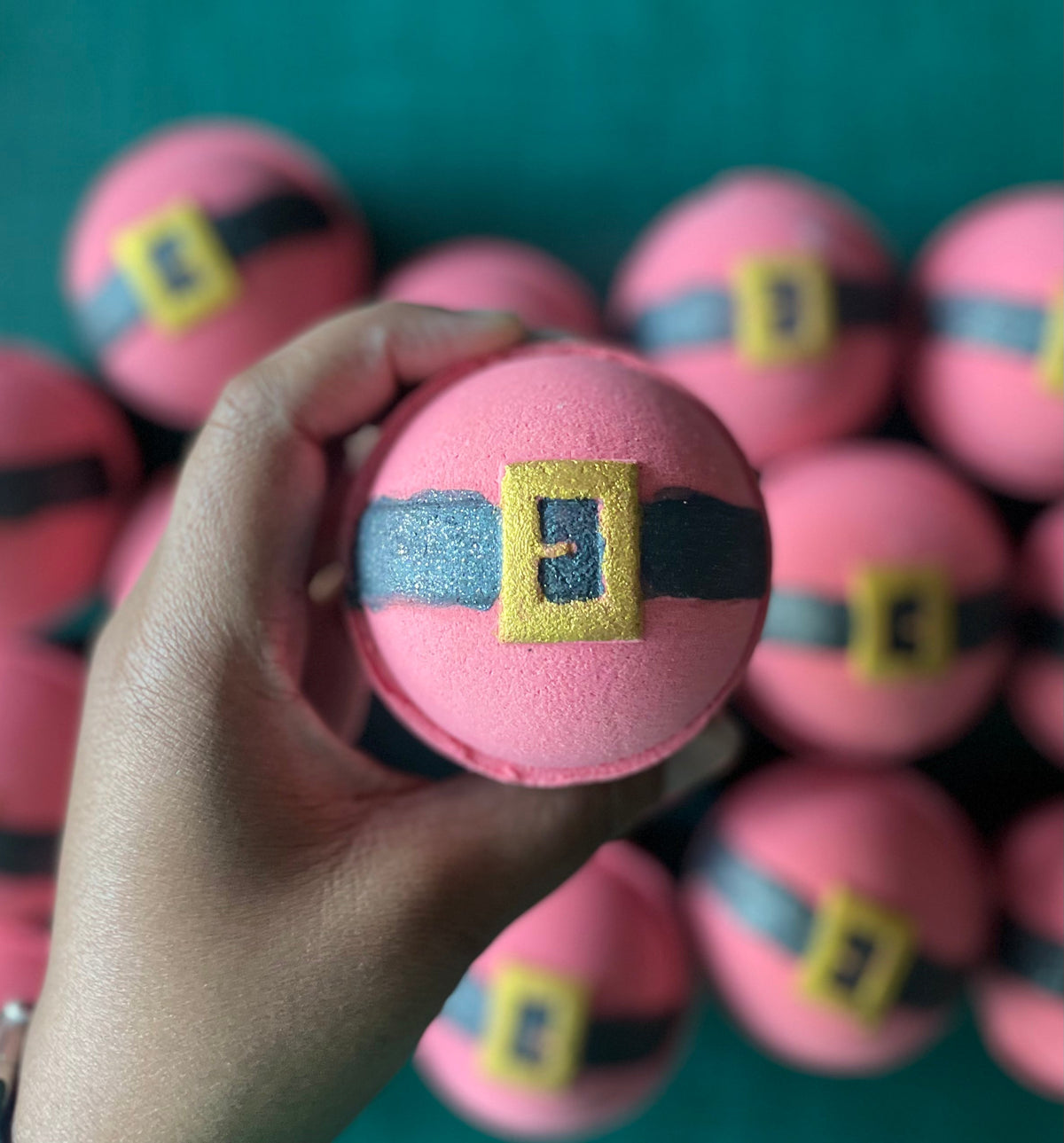 ARTISAN BATH BOMB