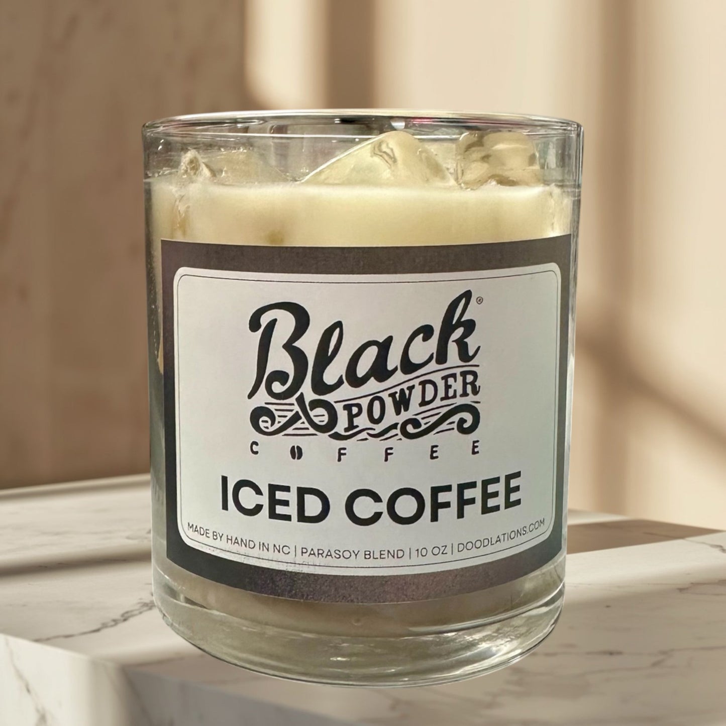 Vela de café helado con polvo negro