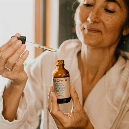 Aceite Nasya | Aceite nasal ayurvédico para la respiración profunda
