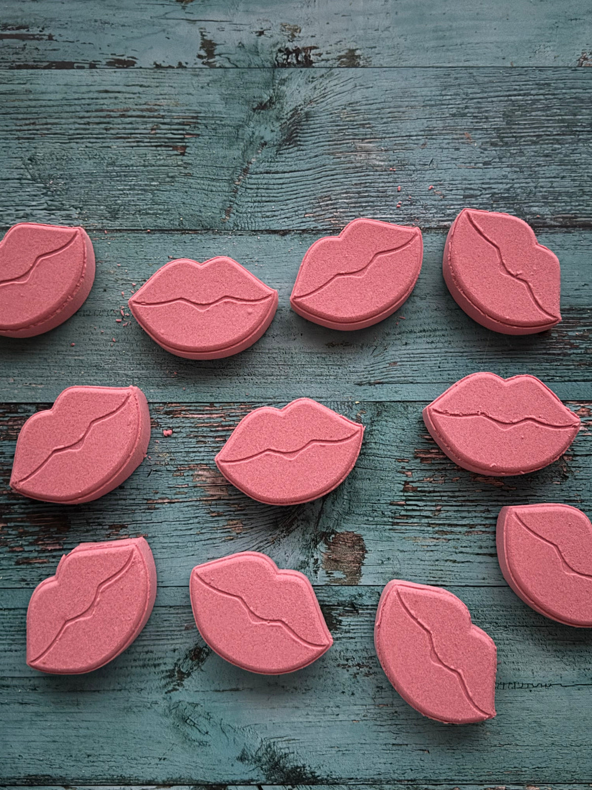 ARTISAN BATH BOMB