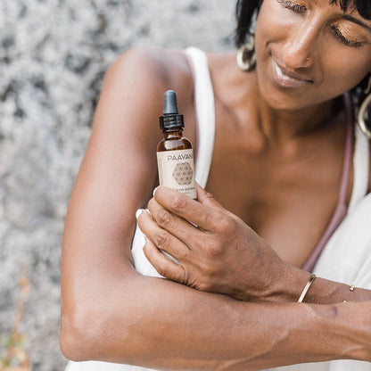 Karna Purana | Aceite ayurvédico para oídos contra la sequedad y el malestar