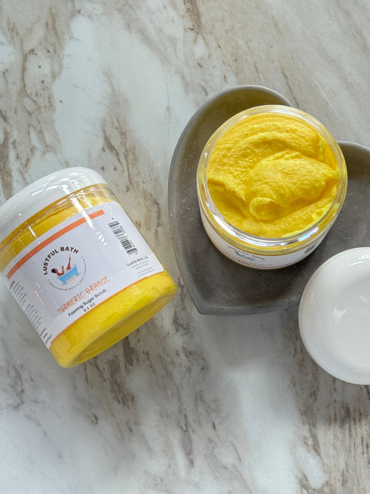 FOAMING SUGAR SCRUB