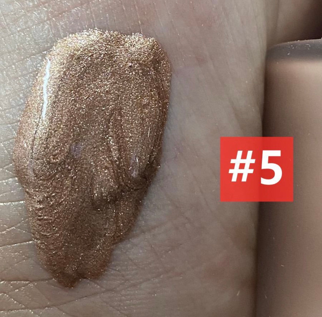 Sunkissed Bronzer & Glow Drops – Filtre liquide de teint, éclat rosé et lumineux