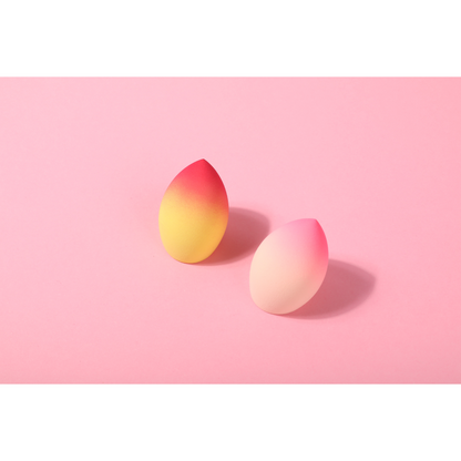 Beauty Sponge: Soak. Squeeze. Dab