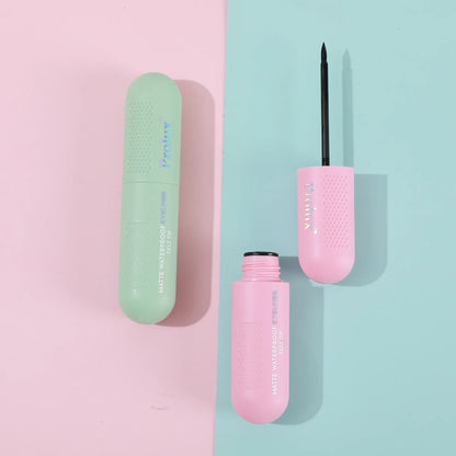 Delineador de ojos mate con punta de fieltro - Resistente al agua
