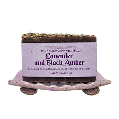 Jabón artesanal de leche de cabra | Hidratante de lavanda y ámbar negro