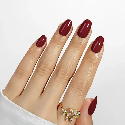Uñas ovaladas color rojo uva - Uñas postizas | Duraderas y reutilizables