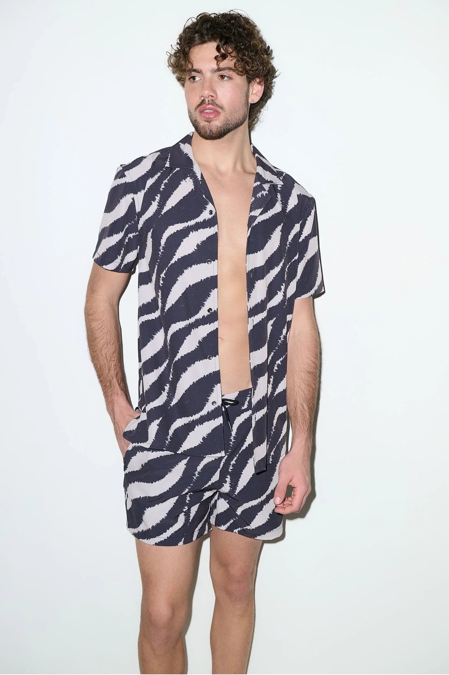 Saint Tropez Cabana Shirt – Black Wave