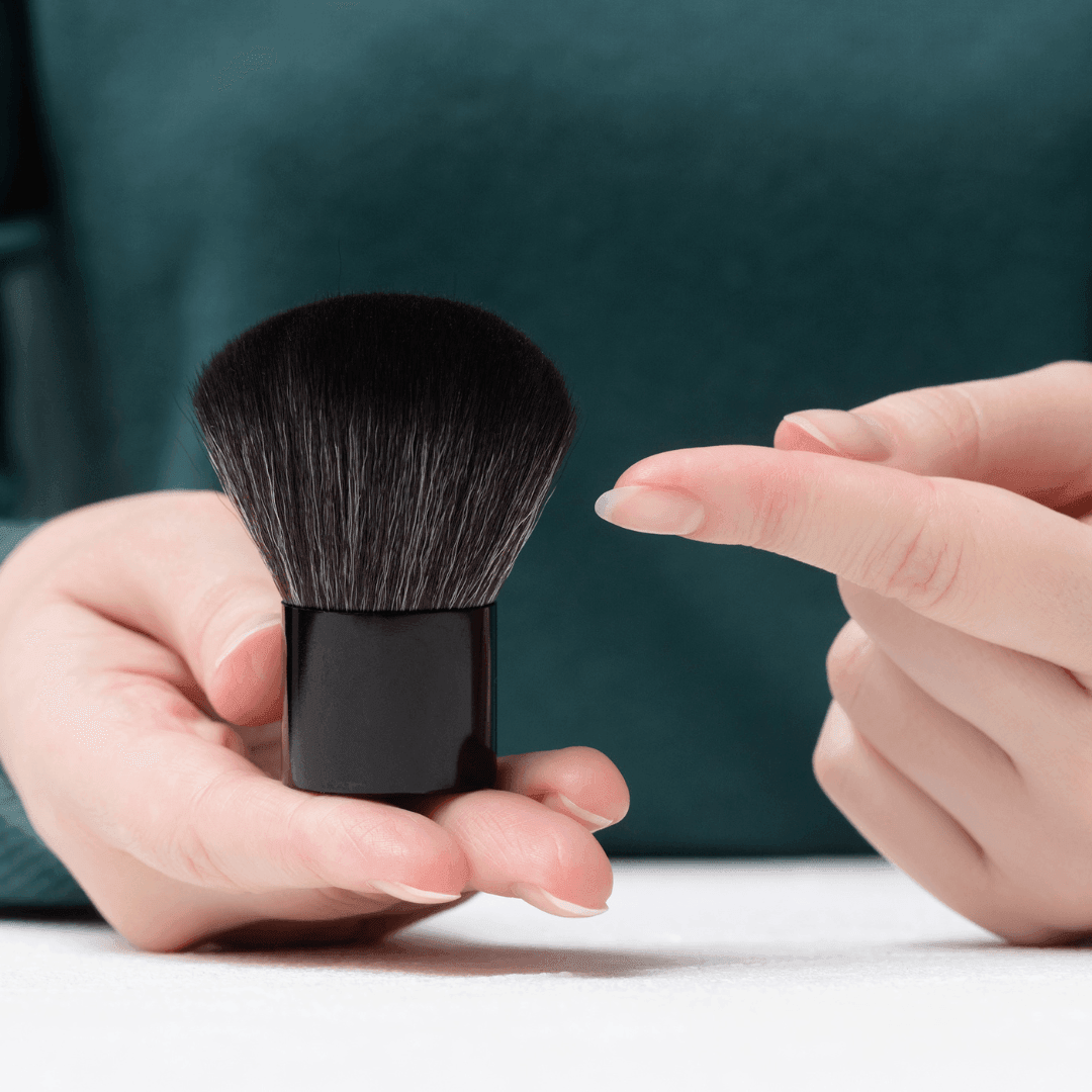 Pincel Kabuki de punta sintética