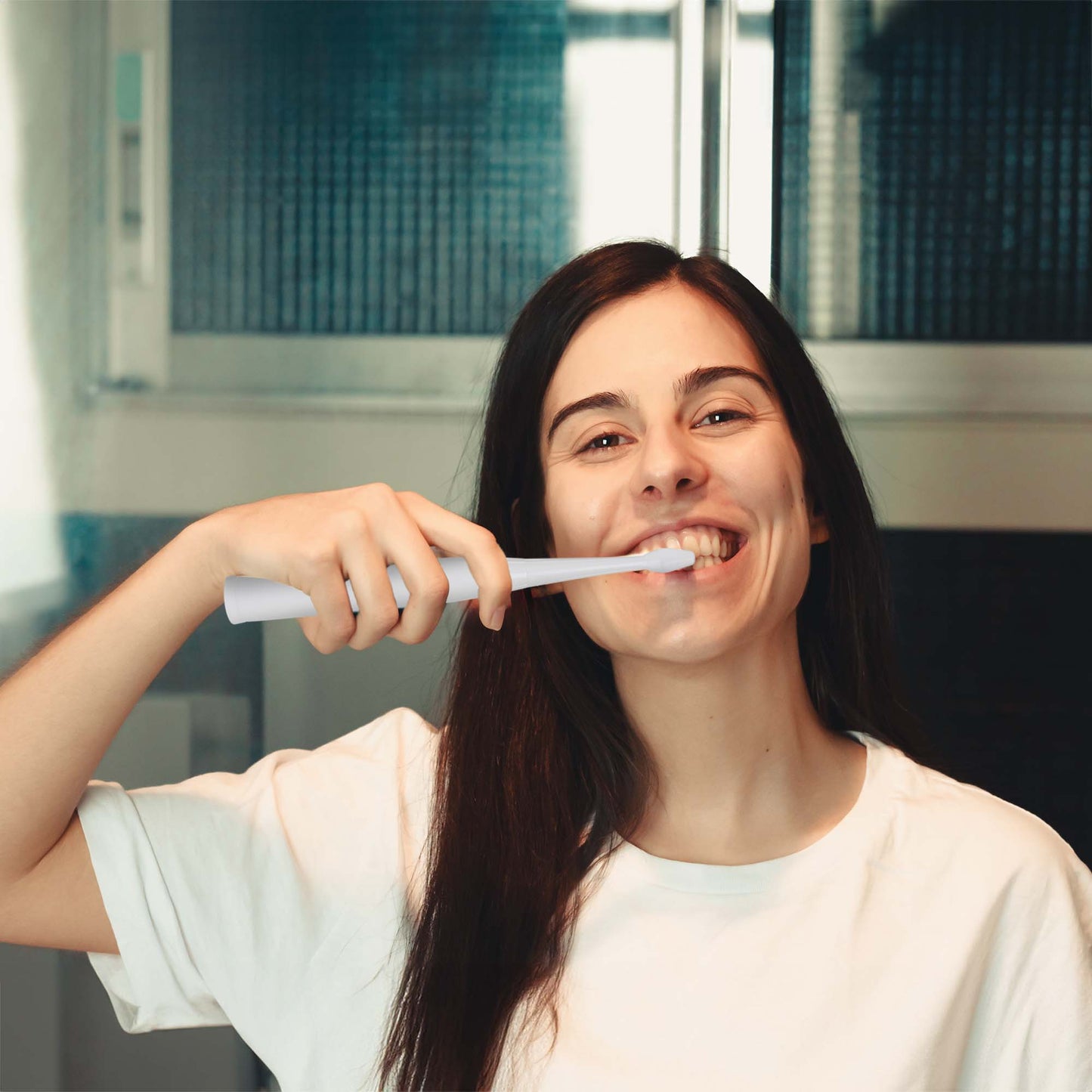 Triple-Head Electric Toothbrush – 30,000 Strokes Per Minute