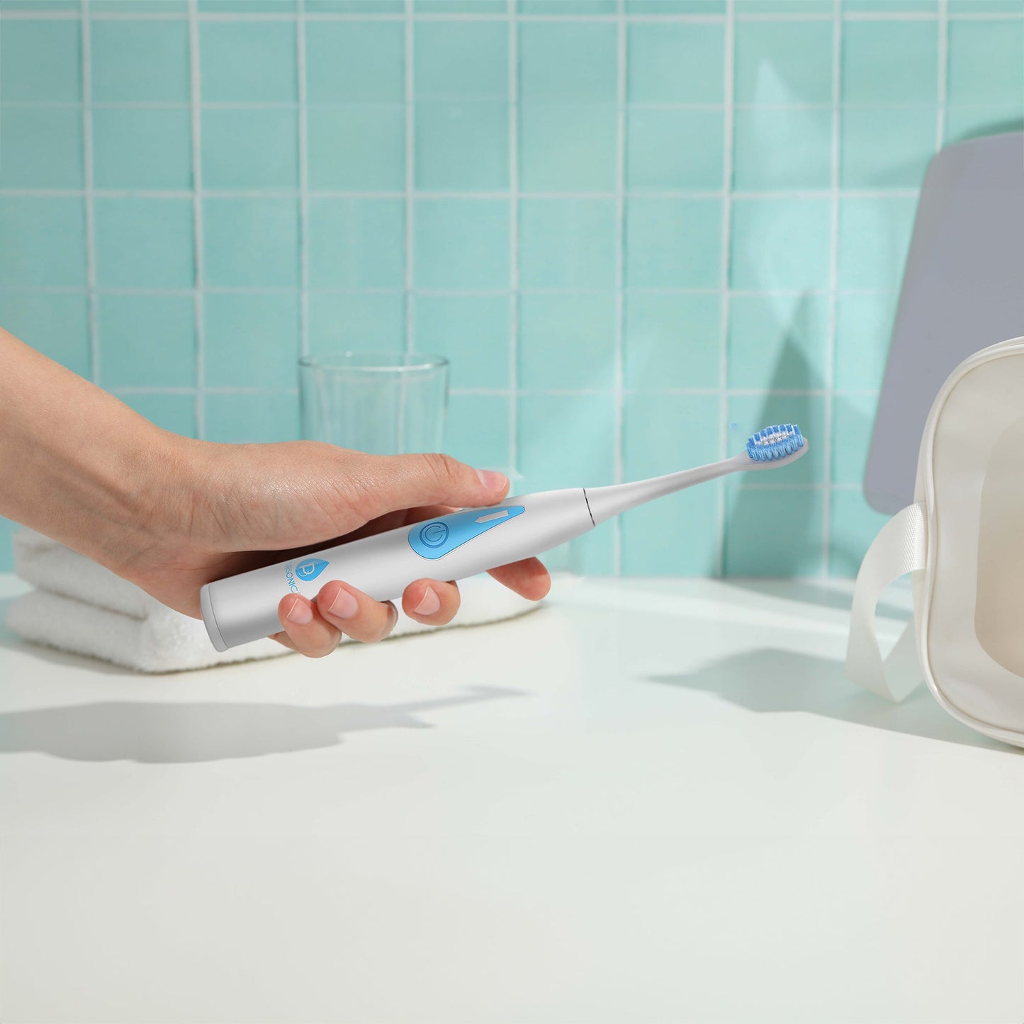 Triple-Head Electric Toothbrush – 30,000 Strokes Per Minute
