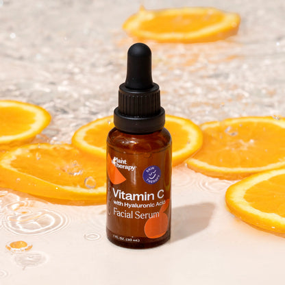 Suero facial de vitamina C con ácido hialurónico