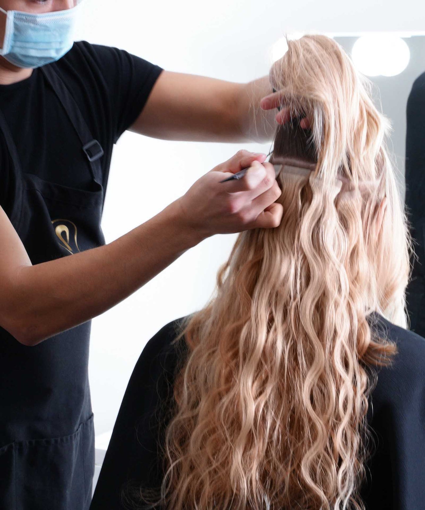 Wavy Classic Tape-In Hair Extensions