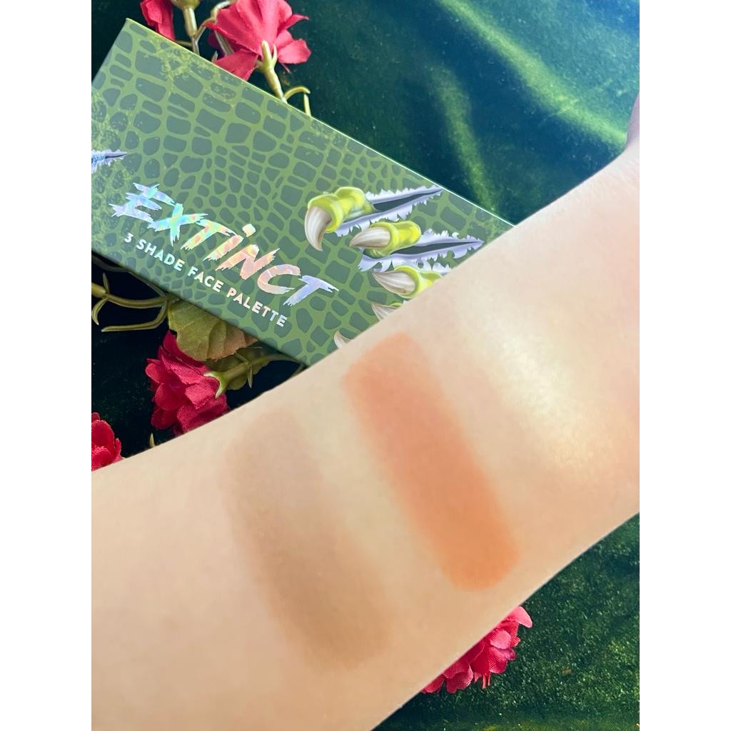 Prolux Extinct Face Palette