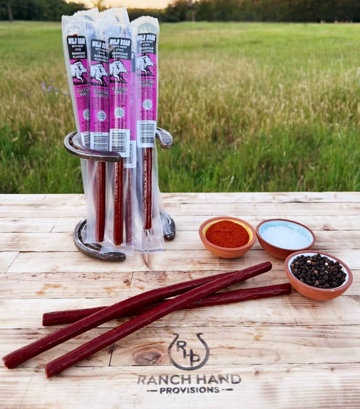 Palitos de jabalí a la barbacoa