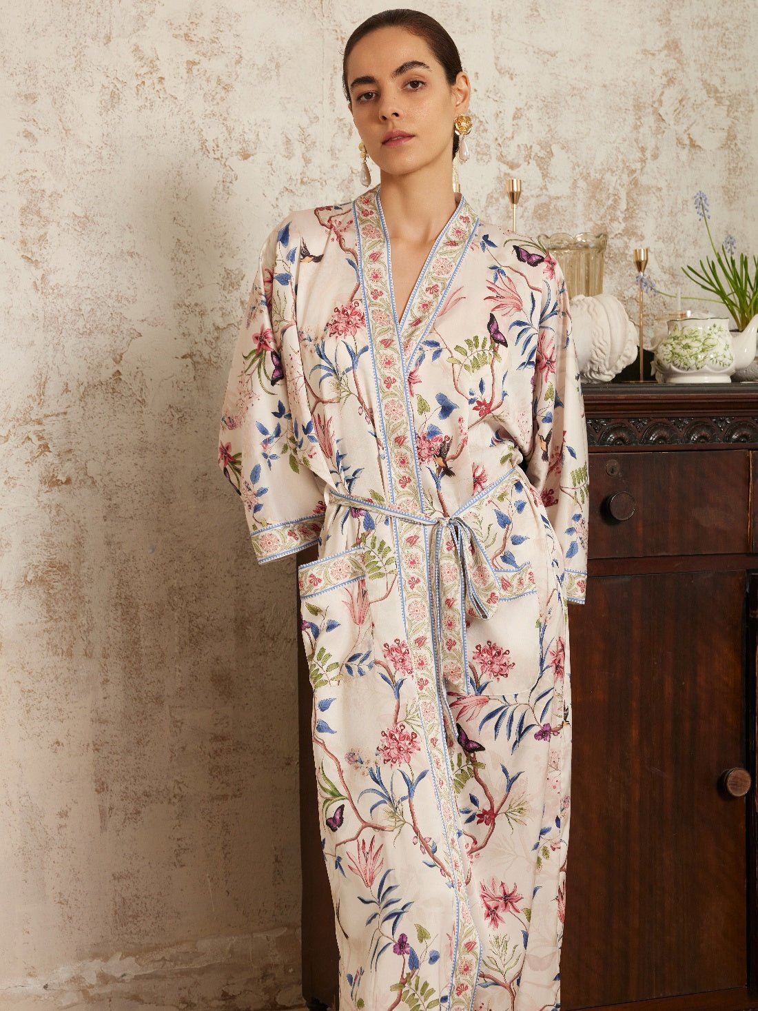 Beige Chinoiserie Floral Long Kimono Robe with Pockets | Daily Health & Beauty