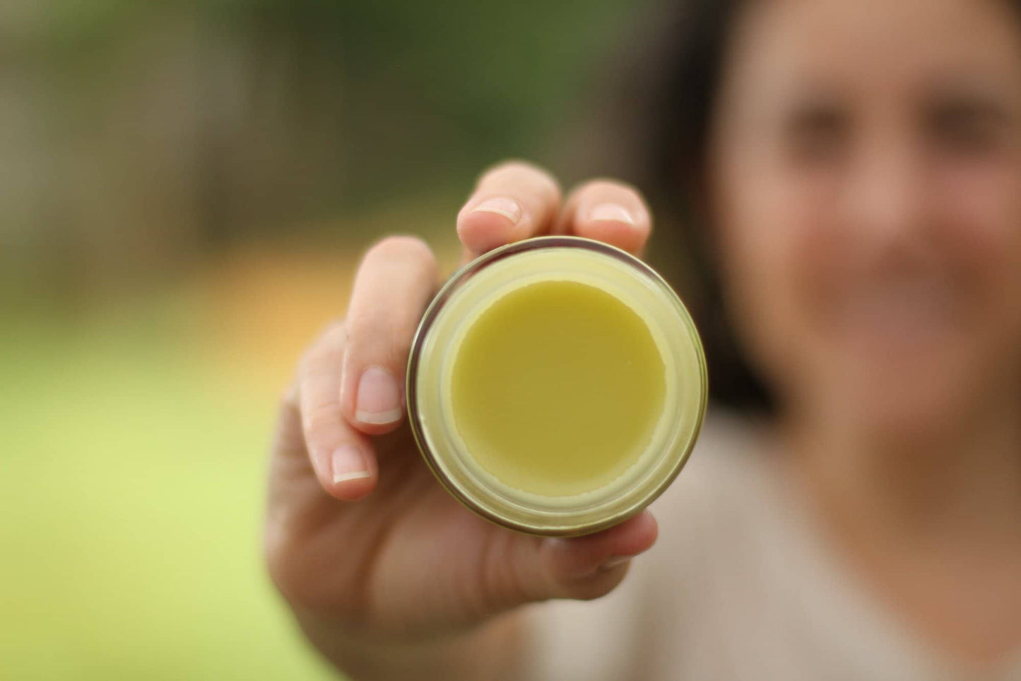 Ungüento de caléndula con aceite de ricino y regaliz