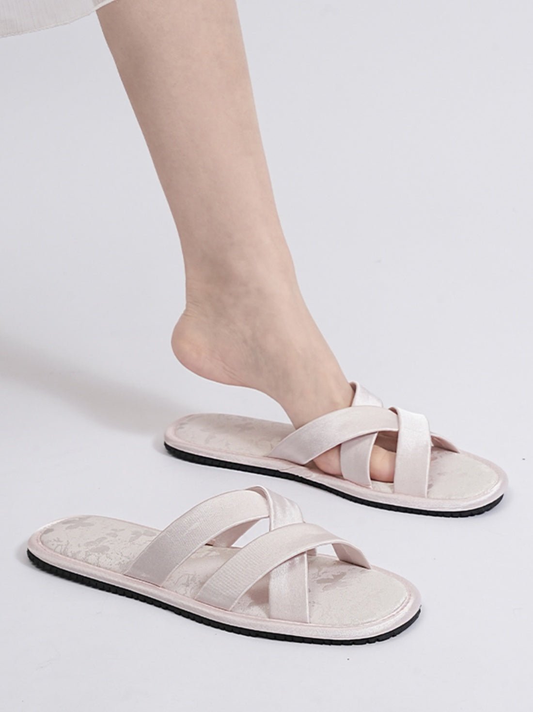 Eastern - Inspired Summer Slippers | Daily Health & Beauty