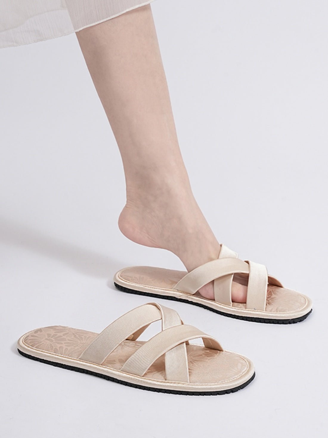 Eastern - Inspired Summer Slippers | Daily Health & Beauty