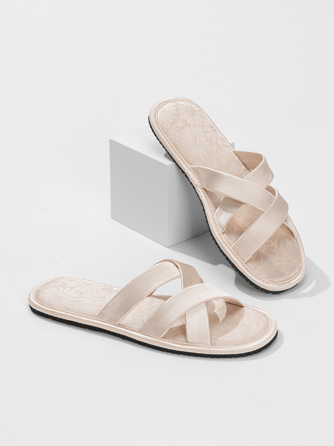 Eastern - Inspired Summer Slippers | Daily Health & Beauty