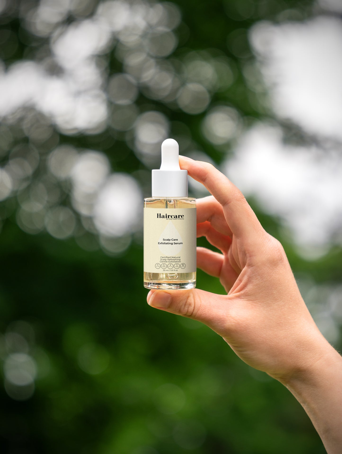 Scalp Care Exfoliating Serum with key ingredients Lactic Acid and Sodium Hyaluronate — Daily Health & Beauty