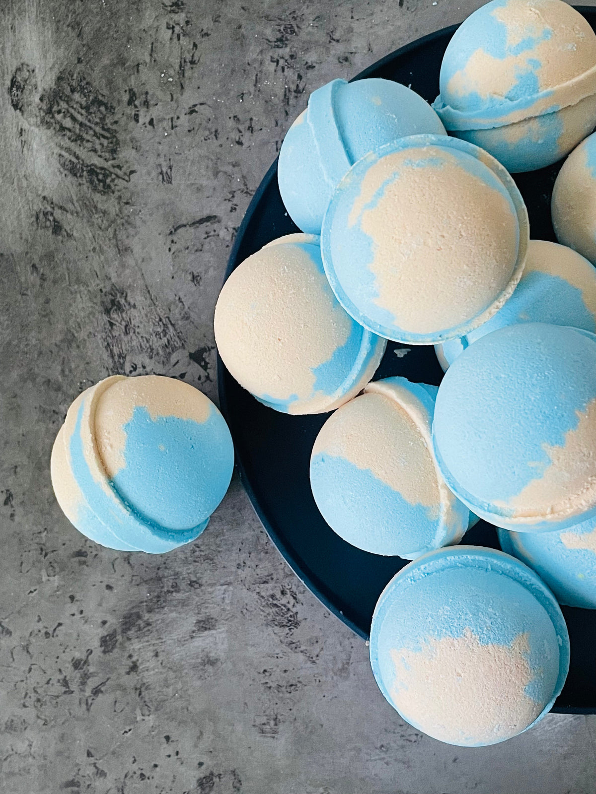 BATH BOMB