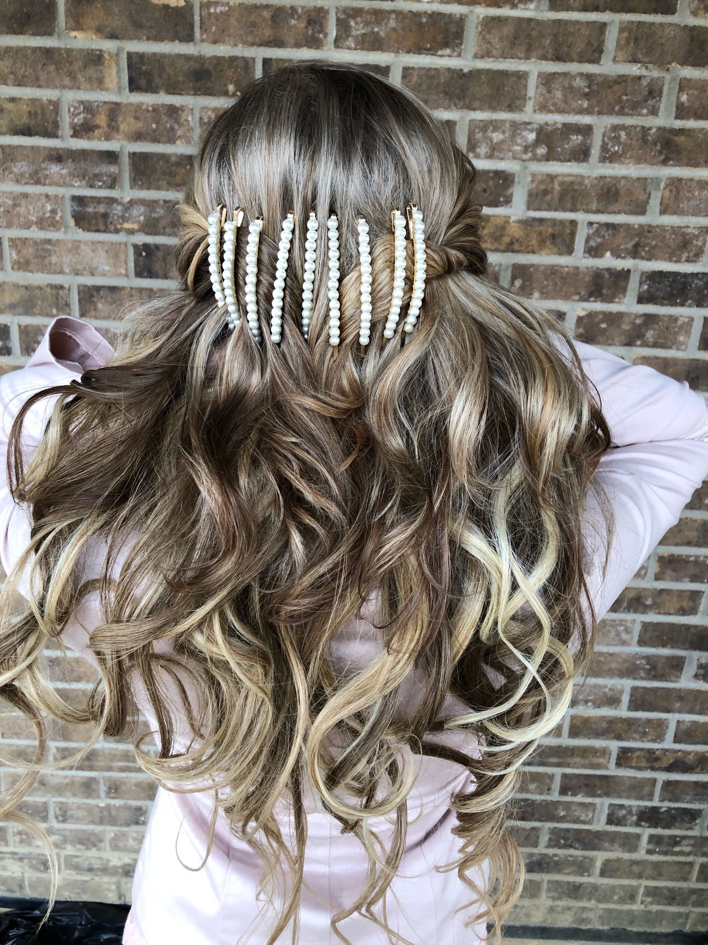 Grace Kelly - Pearl Bobby Pins (2pc)