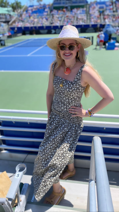 Sombrero para el sol Zinnia - Ancho y corto, con cinta blanca para tenis y croquet