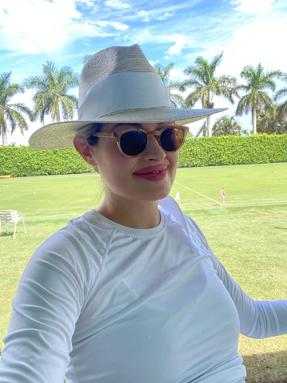 Sombrero para el sol Zinnia - Ancho y corto, con cinta blanca para tenis y croquet