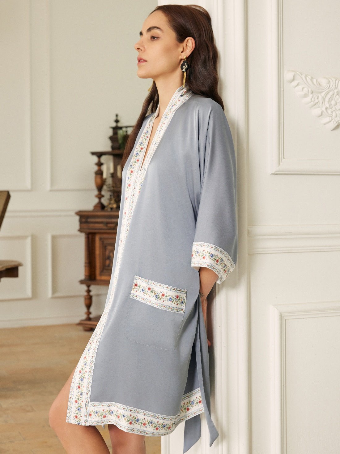 Light Blue Embellished Flower Short Robe with Pockets | Daily Health & Beauty