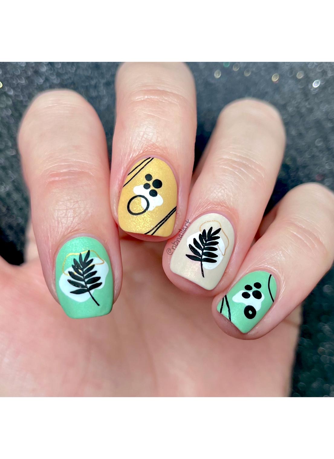 Mod Chic Garden | Daily Health & Beauty